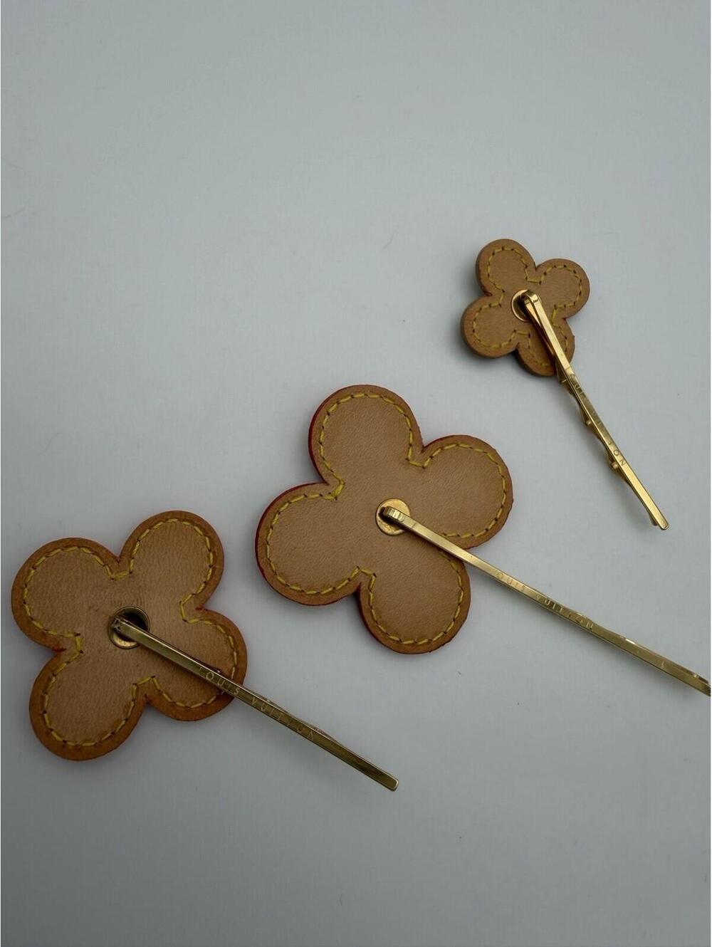 Vintage Louis Vuitton Set Of 3 Vernis Leather Flower Hairpins Gold Hardware - Picture 9 of 11